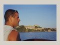 Stefano arriva a Capodimonte di ritorno dall'Isola
